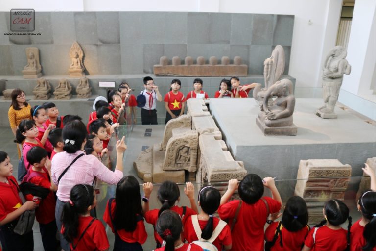 “DISCOVER WITH ME” Educational Program